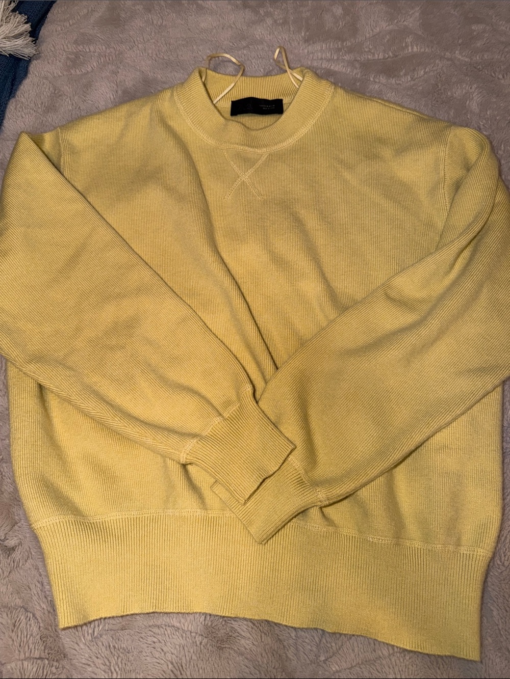 Zara black label, plain knit sweater, mid-yellow size medium GUC - Picture 6 of 11